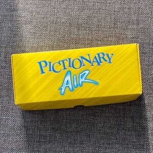 NWOT ✍️ Mattel Pictionary Air Game, Family Game Night